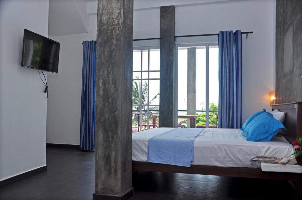 Petit Guest House 니곰보 외부 사진