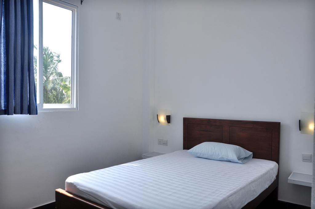 Petit Guest House 니곰보 외부 사진
